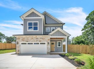 111 Clayton St, Greer, SC 29650