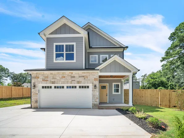 111 Clayton St, Greer, SC 29650
