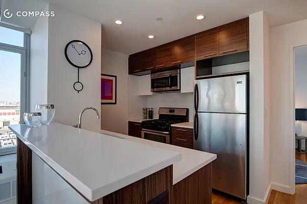 Rented by Compass | media 45