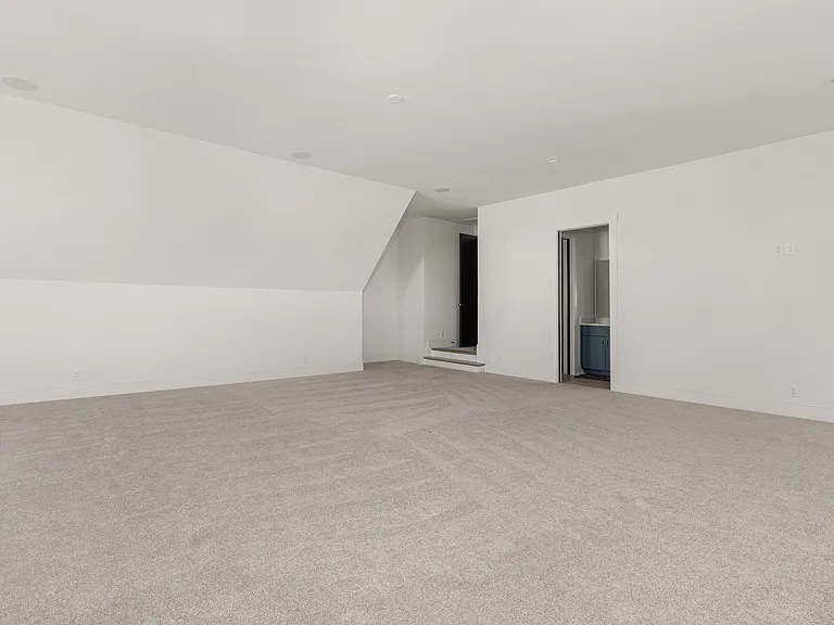 10119 Laurier Ln — Photo 57