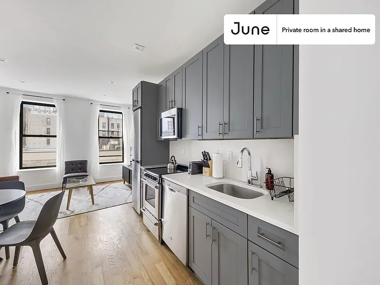 301 Saint Nicholas Ave #C — Photo 3
