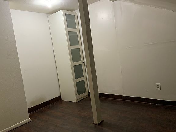 Bonus storage/office