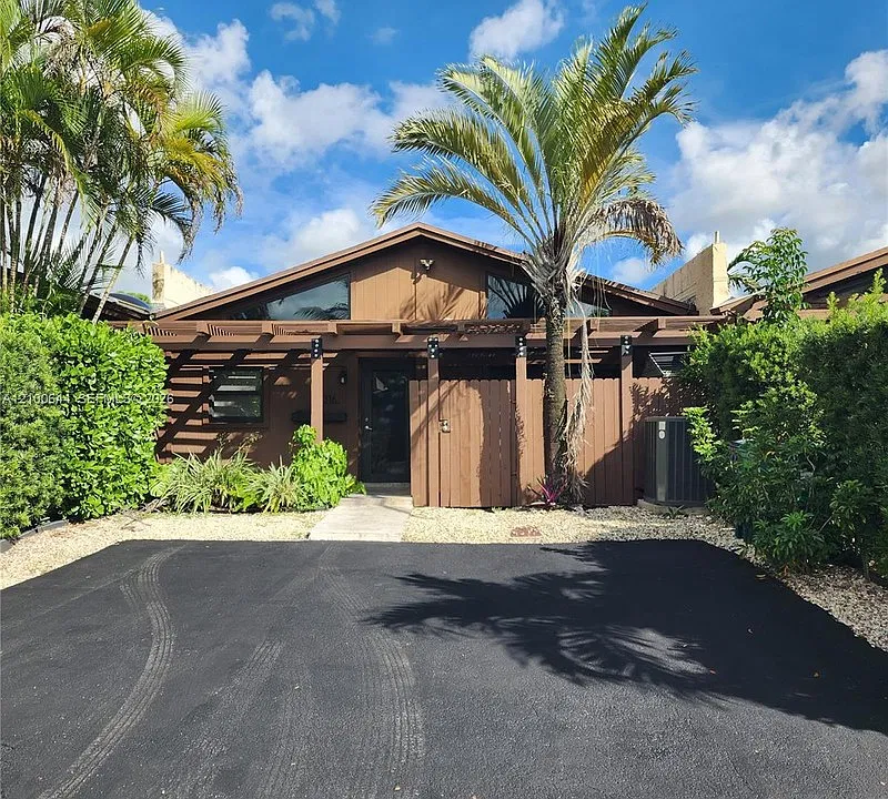 11316 SW 114th Circle Ter