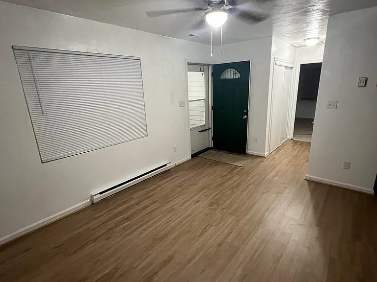 101 Butts Ln — Photo 6