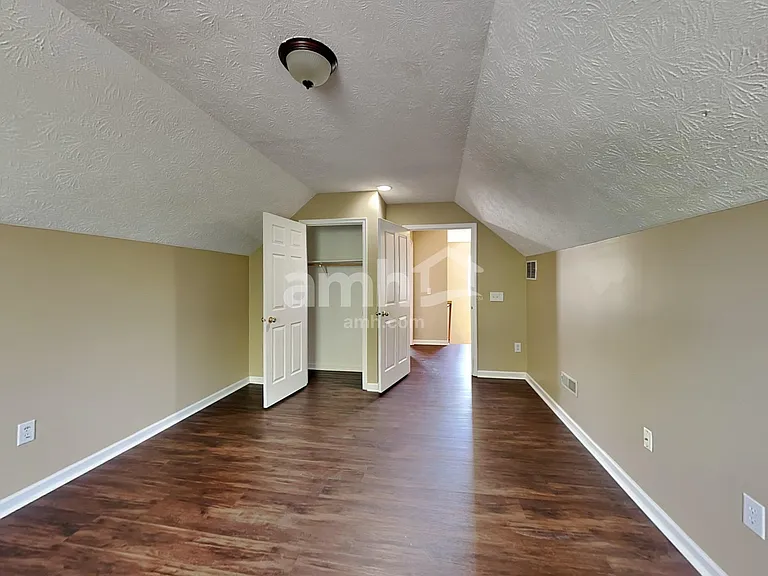 12700 Hearthstone Dr — Photo 15