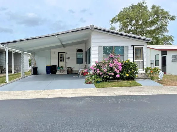 100 Hampton Rd Lot 143, Clearwater, FL 33759