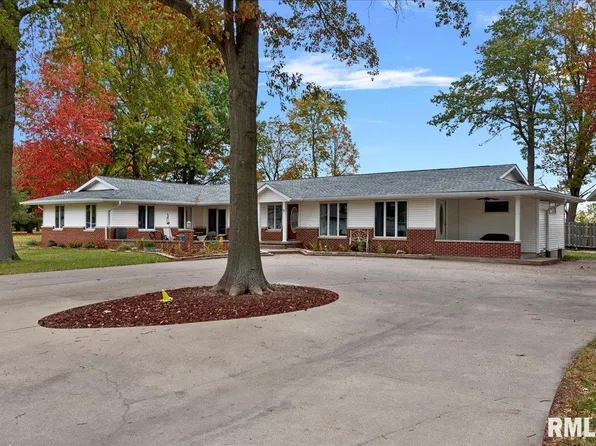 11 Horseshoe Dr, Ashland, IL 62612