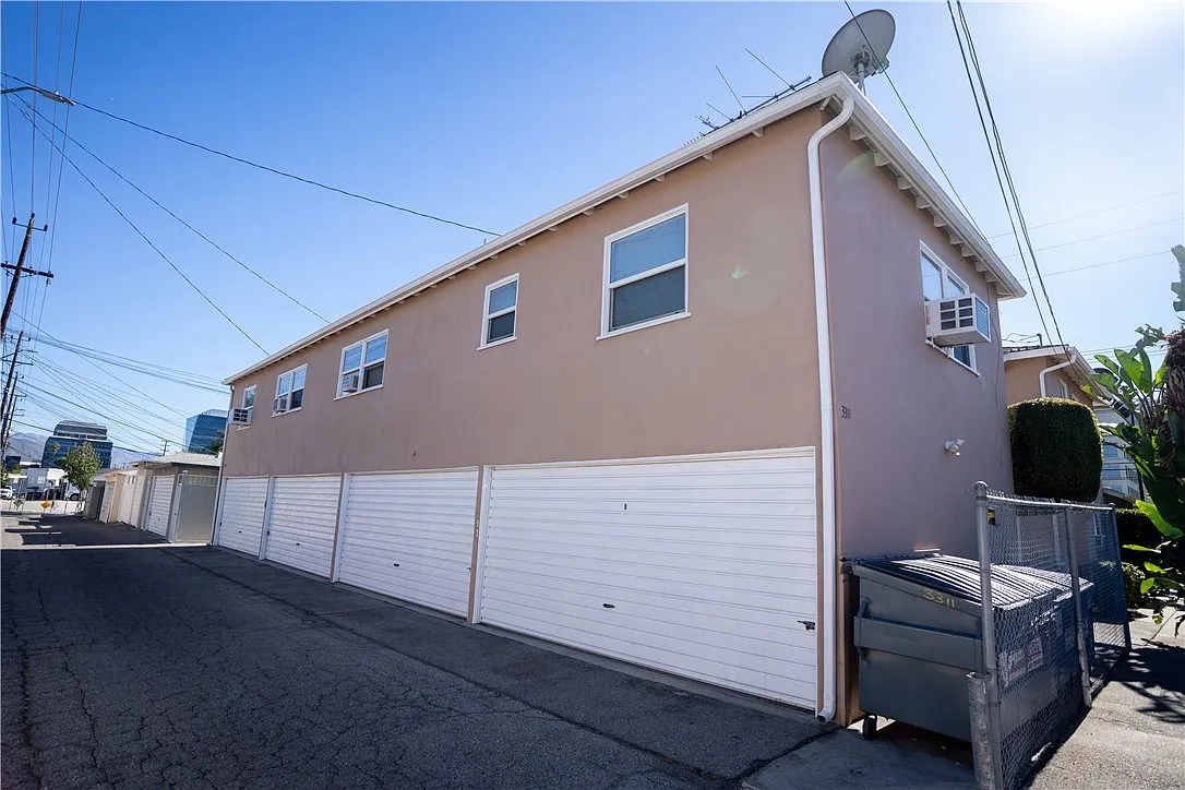 1 bed, 620 sqft, $2,250 — Photo 3