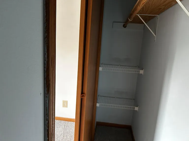 655 Grand Ct — Photo 10