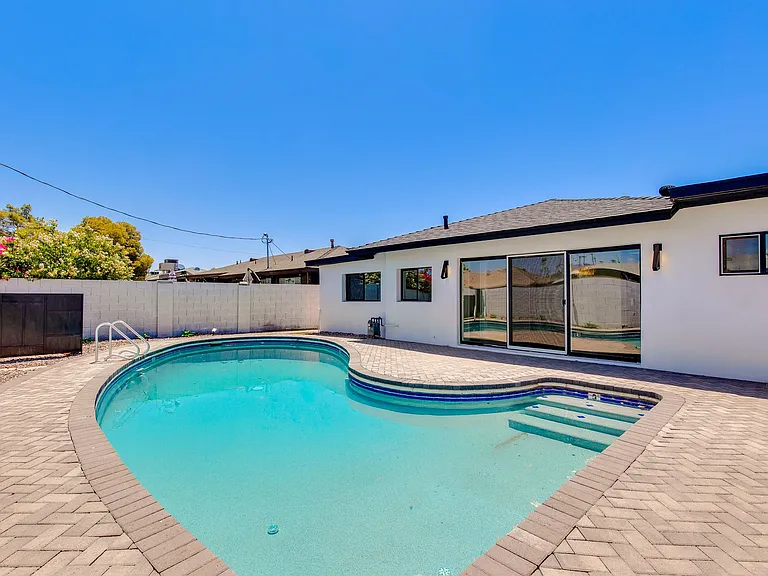 8224 E Virginia Ave — Photo 40