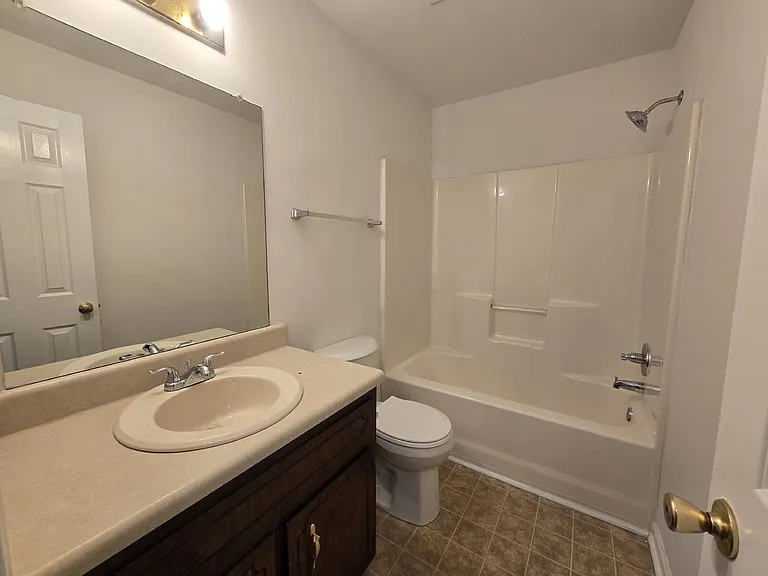 2408 N Ford St — Photo 8