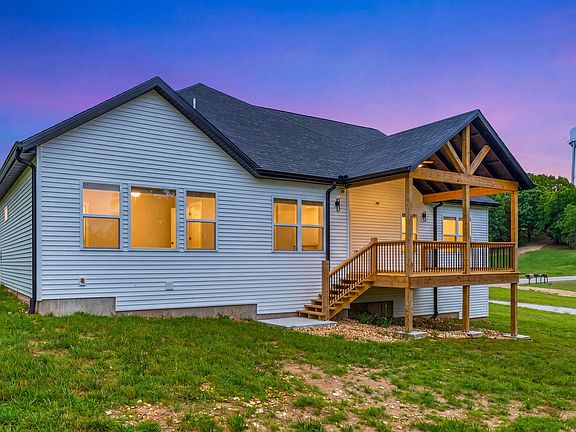 3rd image of 1296 Mule Barn Drive