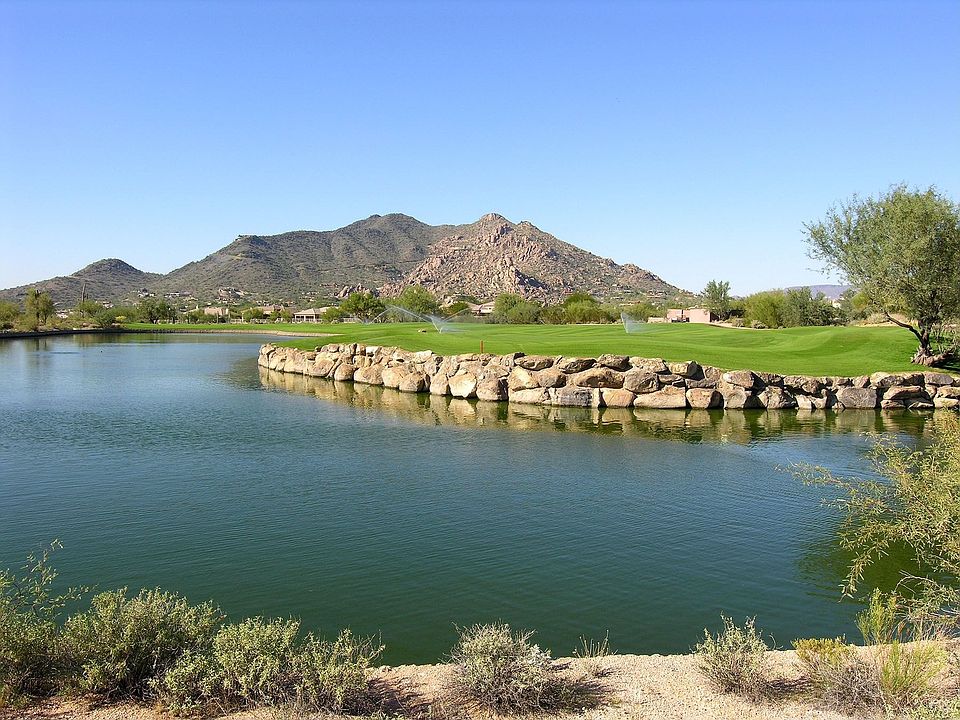 Located in Beautiful Terravita with all of it's amenities, golf, tennis, fitness, hiking etc.