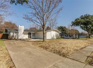 3245 Saint Croix Dr, Dallas, TX 75229