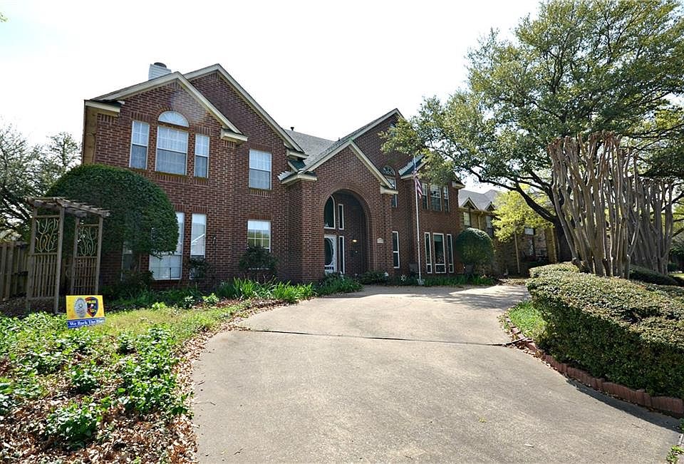 1st image of 1712 Falmouth Dr
