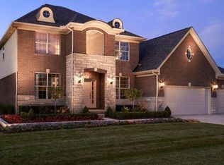 4120 Stonington Dr, Troy, MI 48085