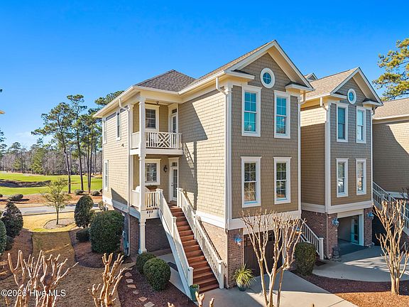 2nd image of 489 River Bluff Drive Unit 1