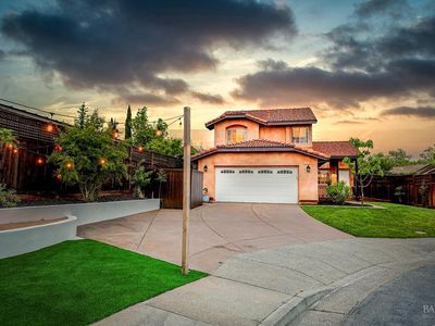 1054 Esparto Court, Windsor, CA, 95492
