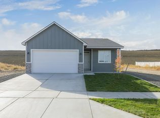 3677 Nuthatch St, Richland, WA 99352
