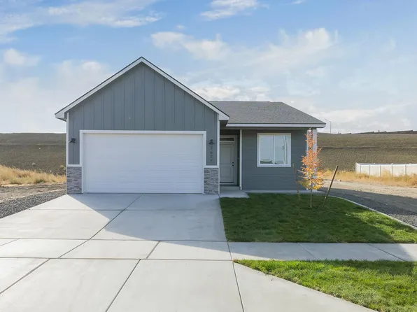 3677 Nuthatch St, Richland, WA 99352