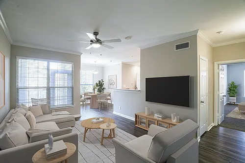 Oxmoor Apartments Photo 1