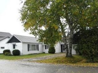 2939 W Railroad St, Abrams, WI 54101