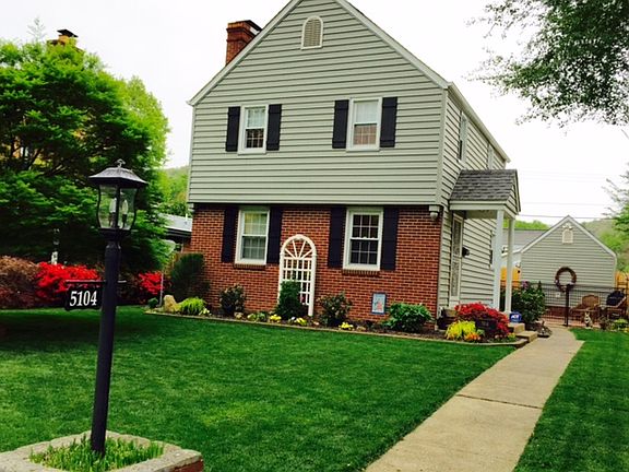 House in Bloom!