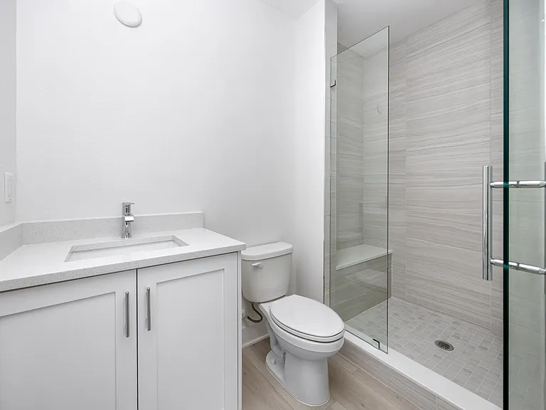 400 150th Ave #503 — Photo 35