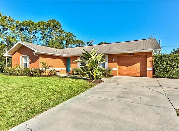 2nd image of 4592 Catalina Ln