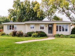 1407 N High St, Lake City, MN 55041