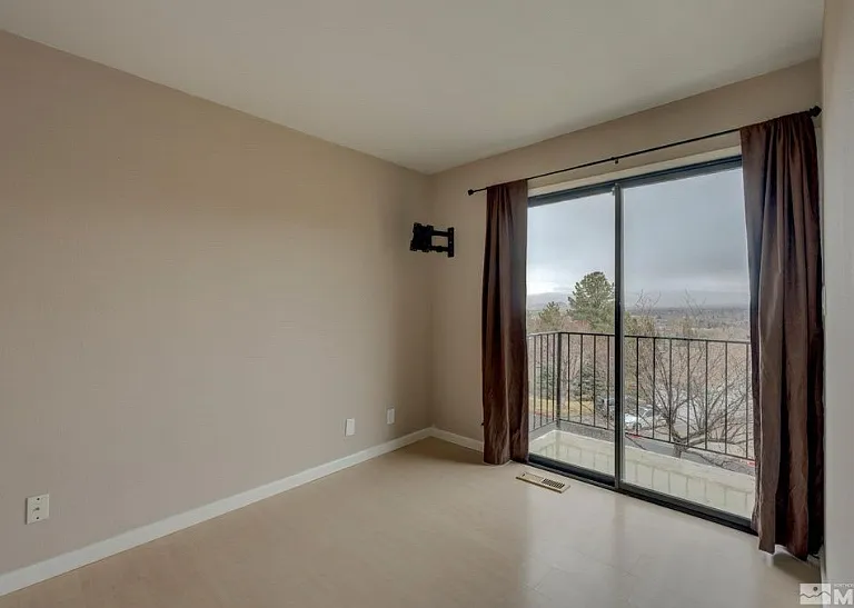 3535 Balboa Dr — Photo 16