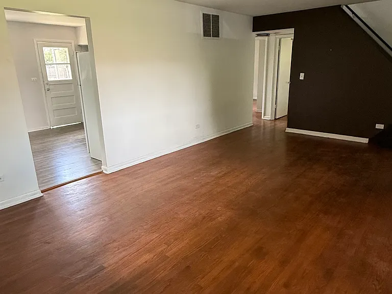 426 Mills St — Photo 6