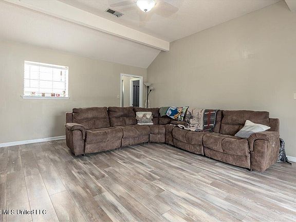 4th image of 9868 Sequoia Ln