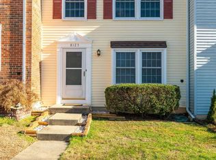 8123 Willowdale Ct, Springfield, VA 22153