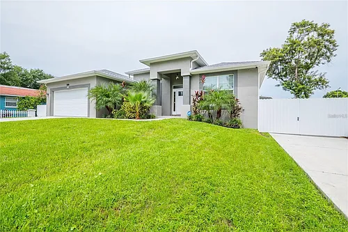 5816 Little River Dr Photo 1