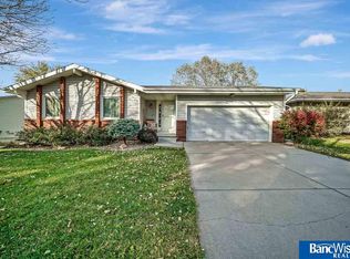 4308 Duxhall Dr, Lincoln, NE 68516