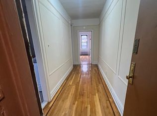 42-37 Union St #B27, Flushing, NY 11355