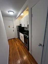 Rented by Salon Realty Corp