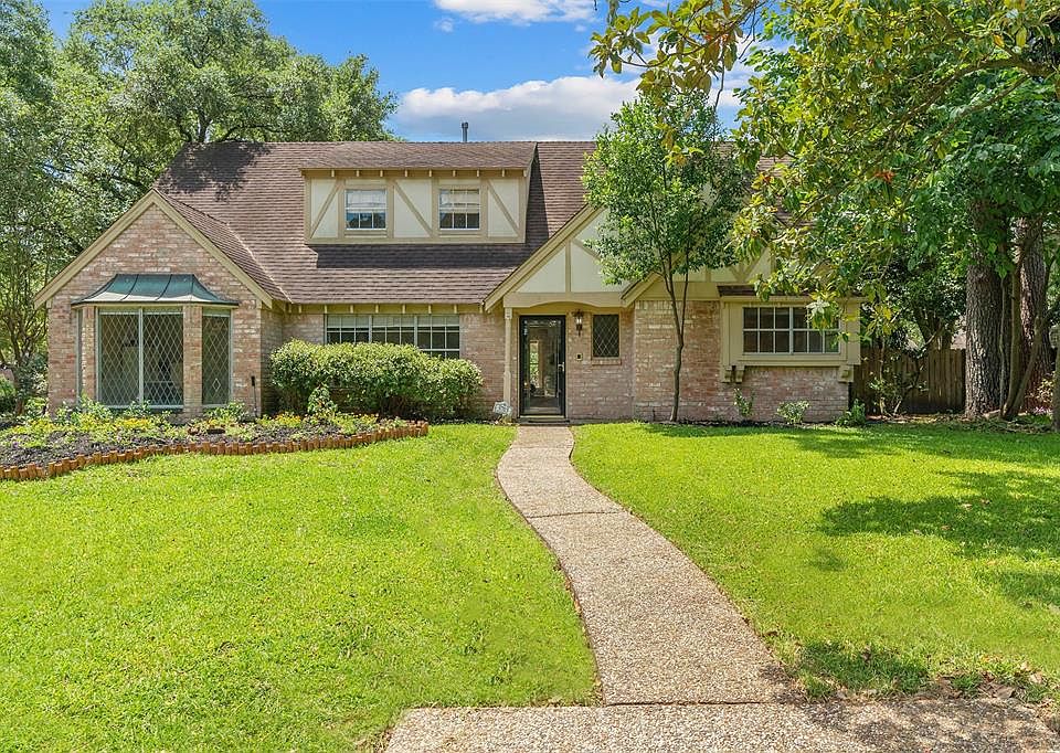 1st image of 5703 Lodge Creek Dr