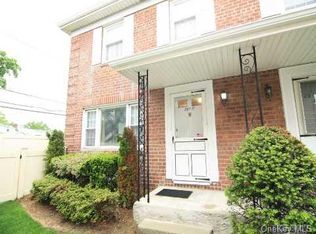 281 Wheeler Ave UNIT 11, Valley Stream, NY 11580