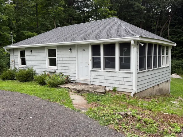205 Mountain Rd, Wilton, CT 06897