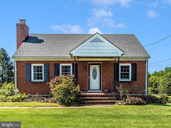 429 Hook Rd, Westminster, MD 21157