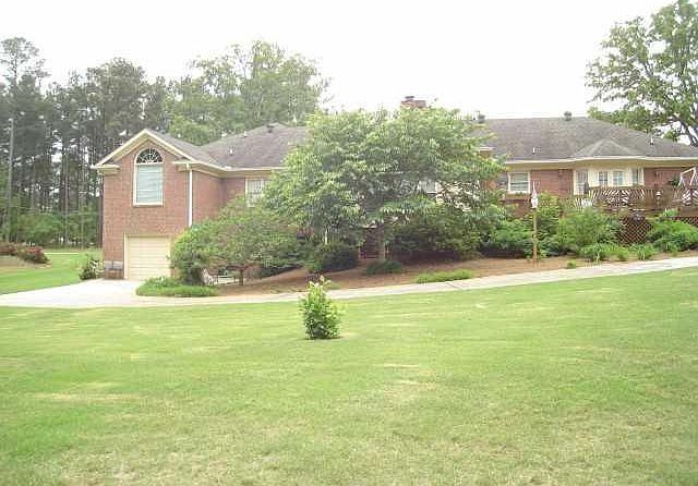 2nd image of 834 Ozora Rd