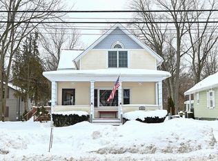 423 W Main St, Cary, IL 60013