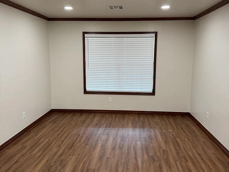 3609 NW 65th St — Photo 9
