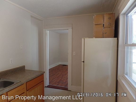 4th image of 203 12th St APT 1