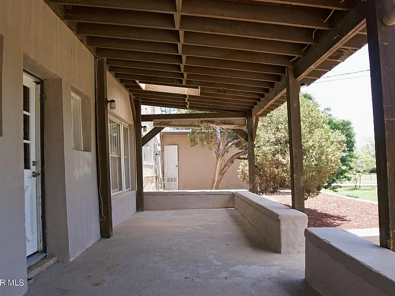 9401 Pavo Ln — Photo 9
