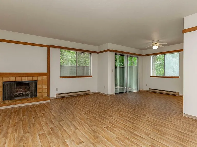 Warm and Inviting Living Room at Mariposa Apartments