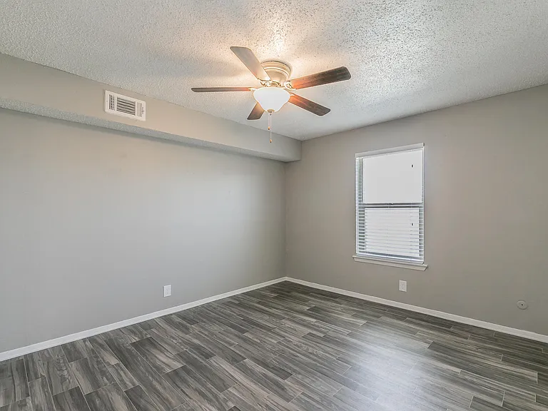 Davis Park Apartments — Photo 50