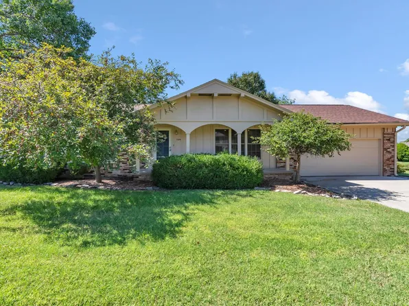 509 Rolling Hills Dr, Newton, KS 67114